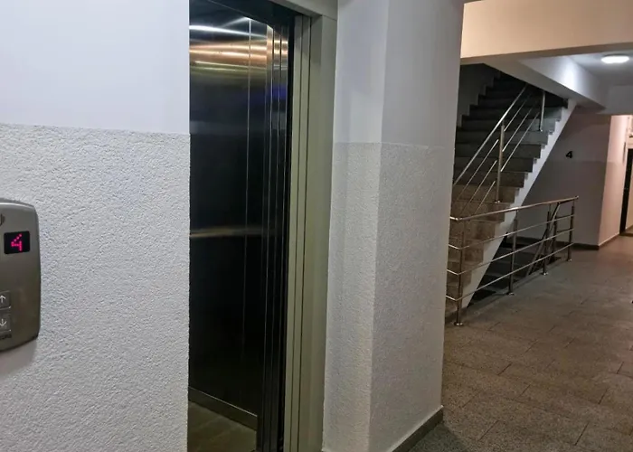 Nova - Minimalist And Elegant With Parking