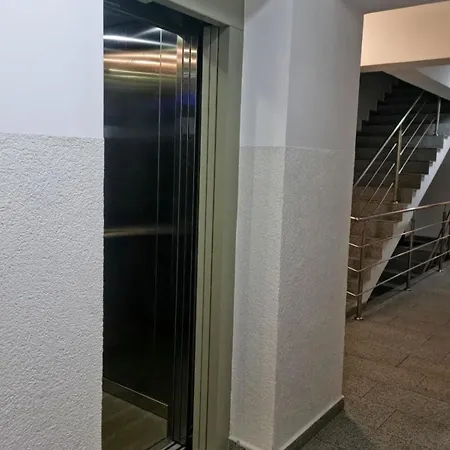 Nova - Minimalist And Elegant With Parking