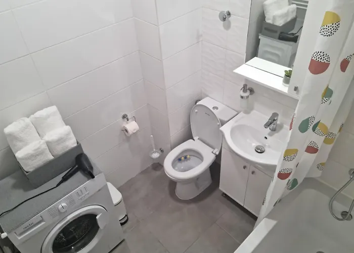 Nova - Minimalist And Elegant With Parking Bucharest